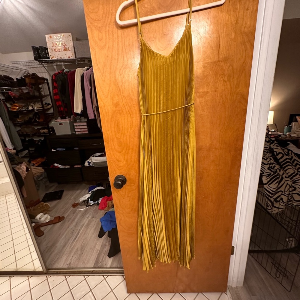 Belted Banana Republic Dress